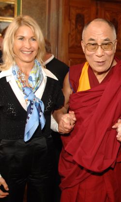 Puran Sukh Kaur meeting with the Dalai Lama
